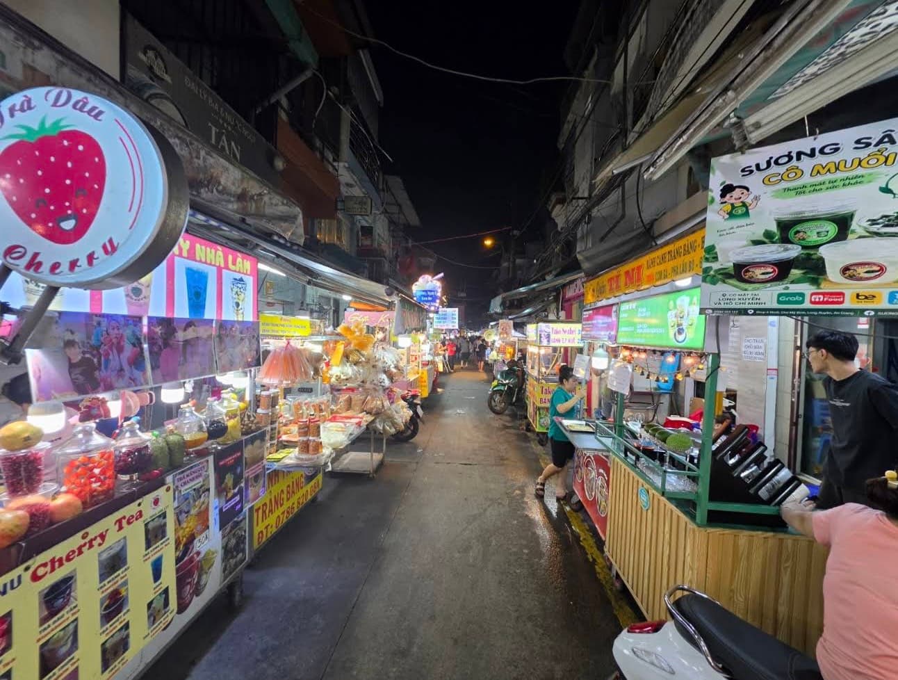 胡志明市胡氏 kỷ 美食街圖片|資料圖片