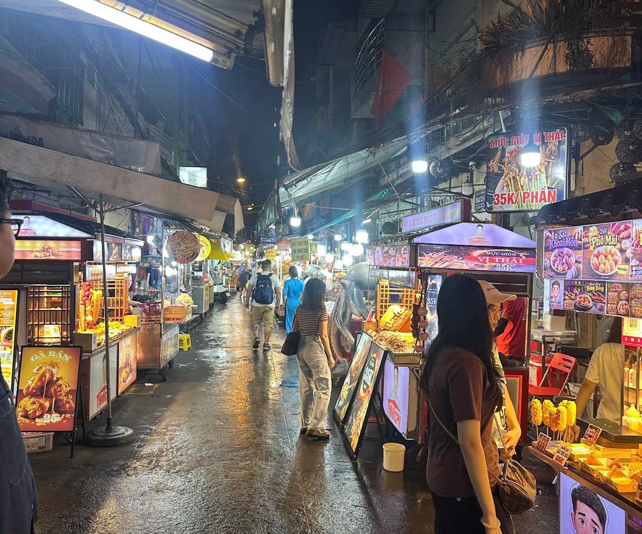 胡志明市胡氏 kỷ 美食街圖片|資料圖片