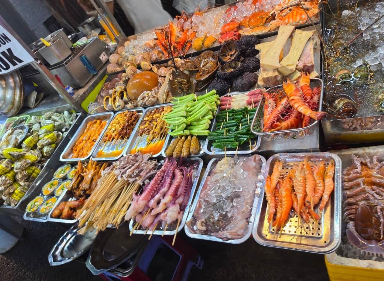 胡志明市胡氏 kỷ 美食街圖片|資料圖片