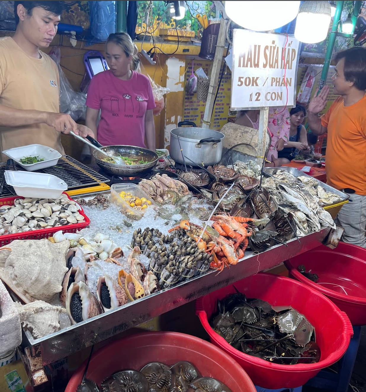胡志明市胡氏 kỷ 美食街圖片|資料圖片
