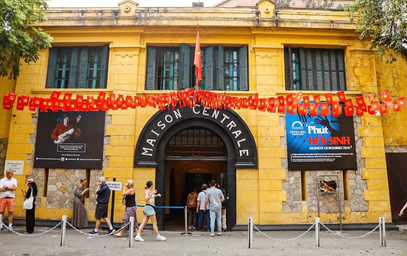 Hoa Lo Prison商家照片